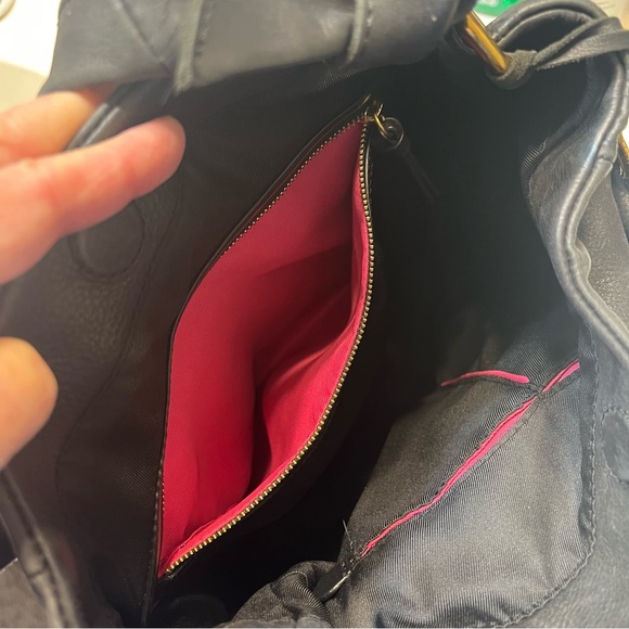 The SAK black leather bag🖤👜 NWOT; Tassel and magnetic closure - Picture 7 of 8